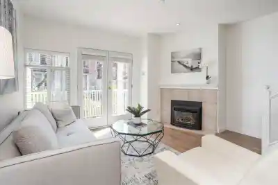 2836 E KENT AVENUE SOUTH, Vancouver BC V5S 4T4