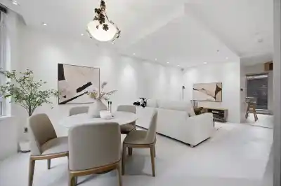 1182 RICHARDS STREET, Vancouver BC V6B 3E6