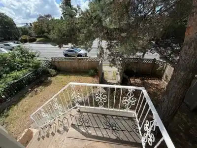301 E 41ST AVENUE, Vancouver BC V5W 1N9