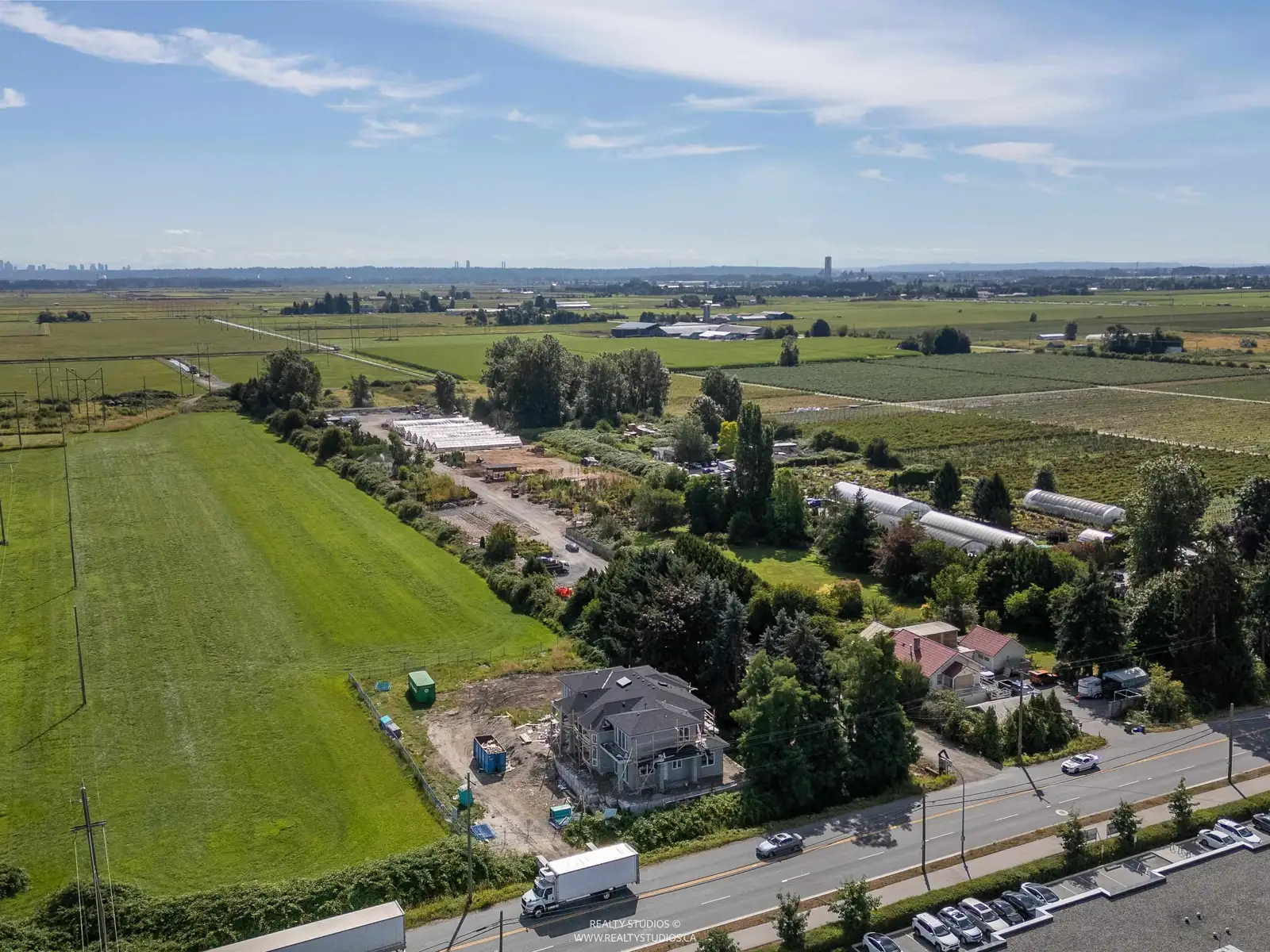 3280 NO. 6 ROAD, Richmond BC V6V 1P5