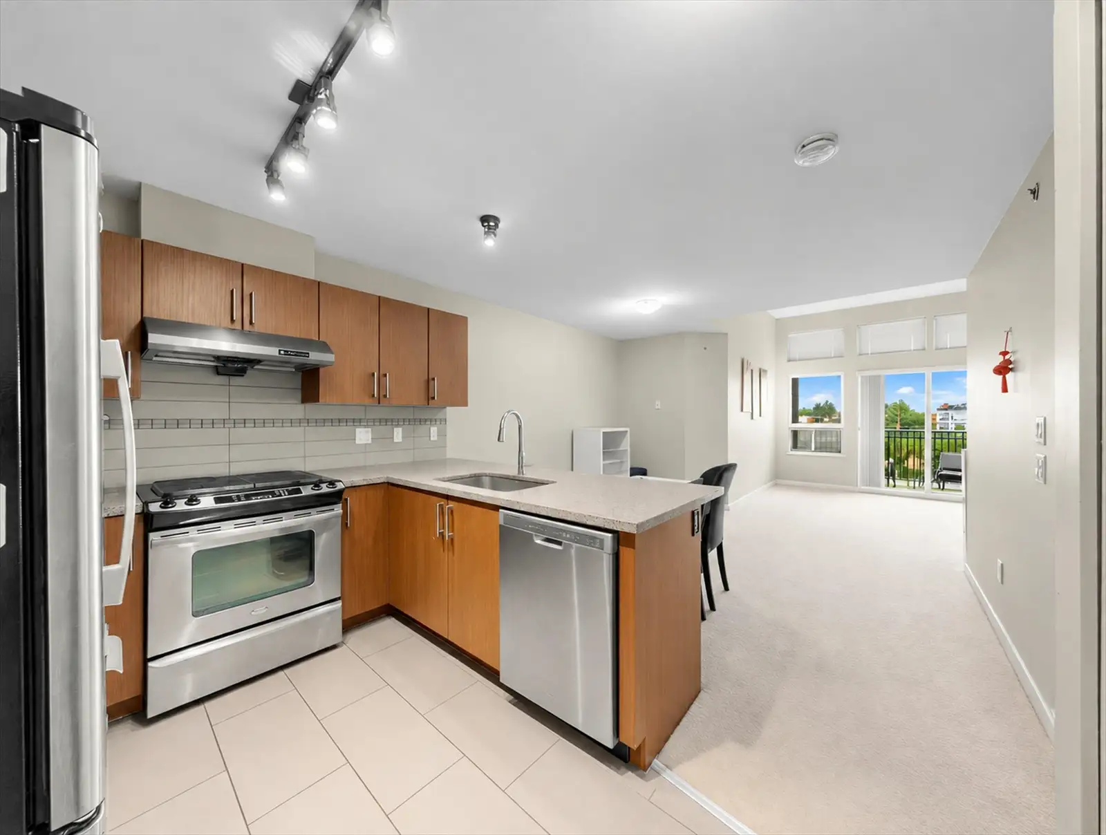 422 6828 ECKERSLEY ROAD, Richmond BC V6Y 0E8