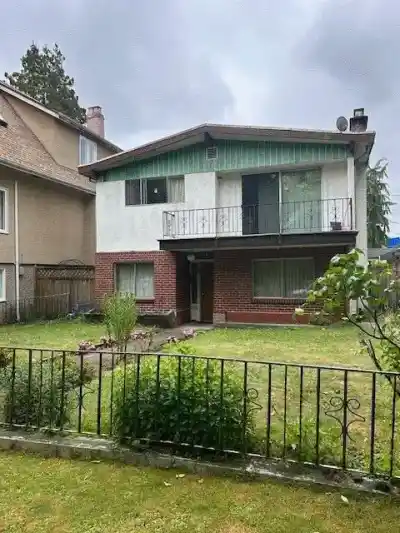 1320 E 11TH AVENUE, Vancouver BC V5N 1Y5