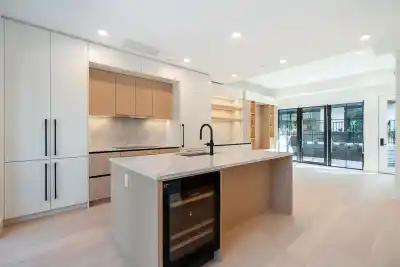 107 551 W 28TH AVENUE, Vancouver BC V5Z 2H2
