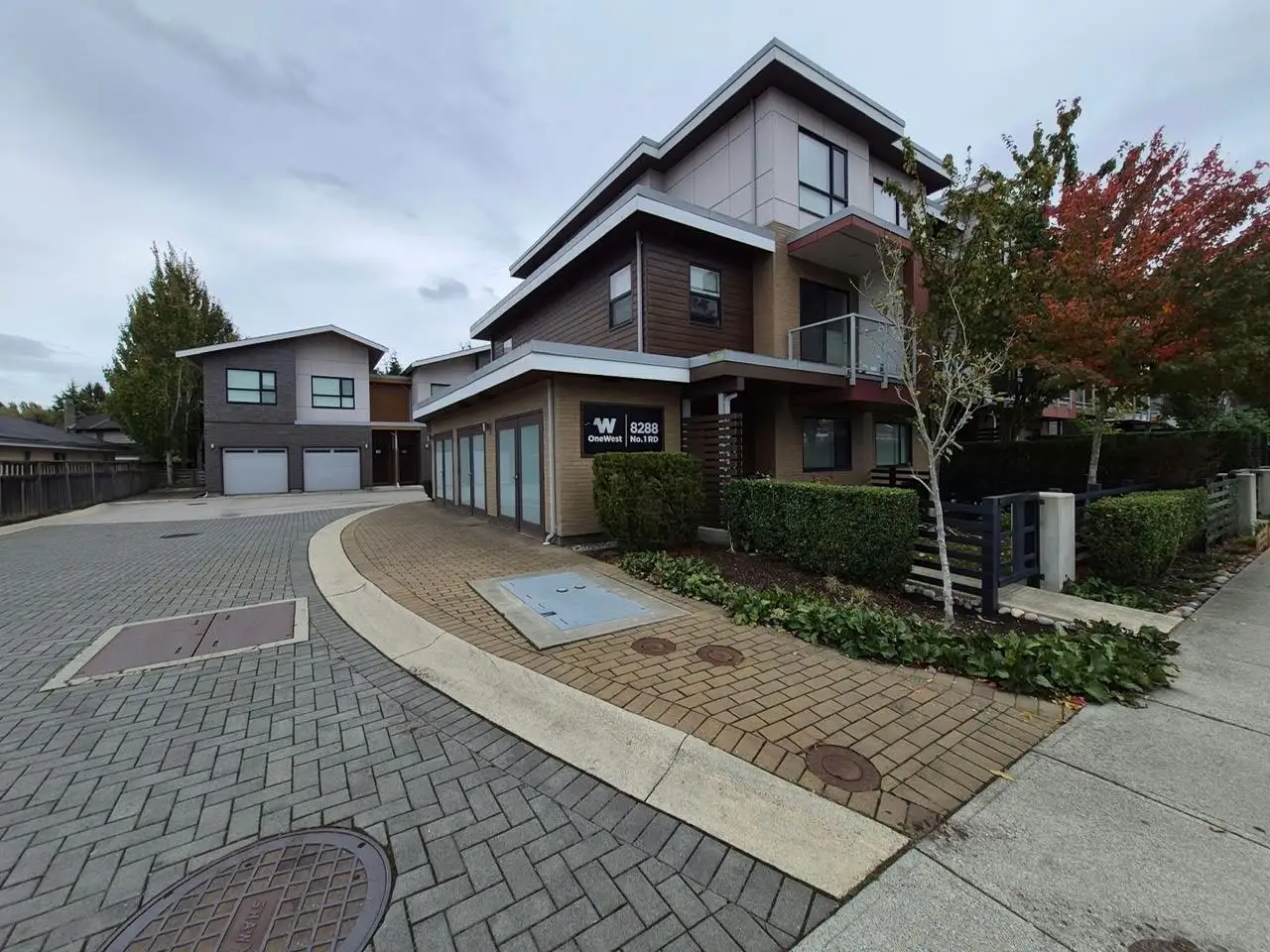3 8288 NO. 1 ROAD, Richmond BC V7C 1T9