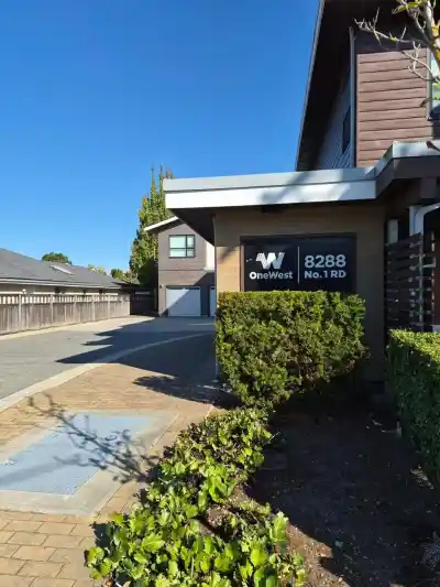 3 8288 NO. 1 ROAD, Richmond BC V7C 1T9