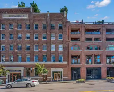 209 546 BEATTY STREET, Vancouver BC V6B 2L3