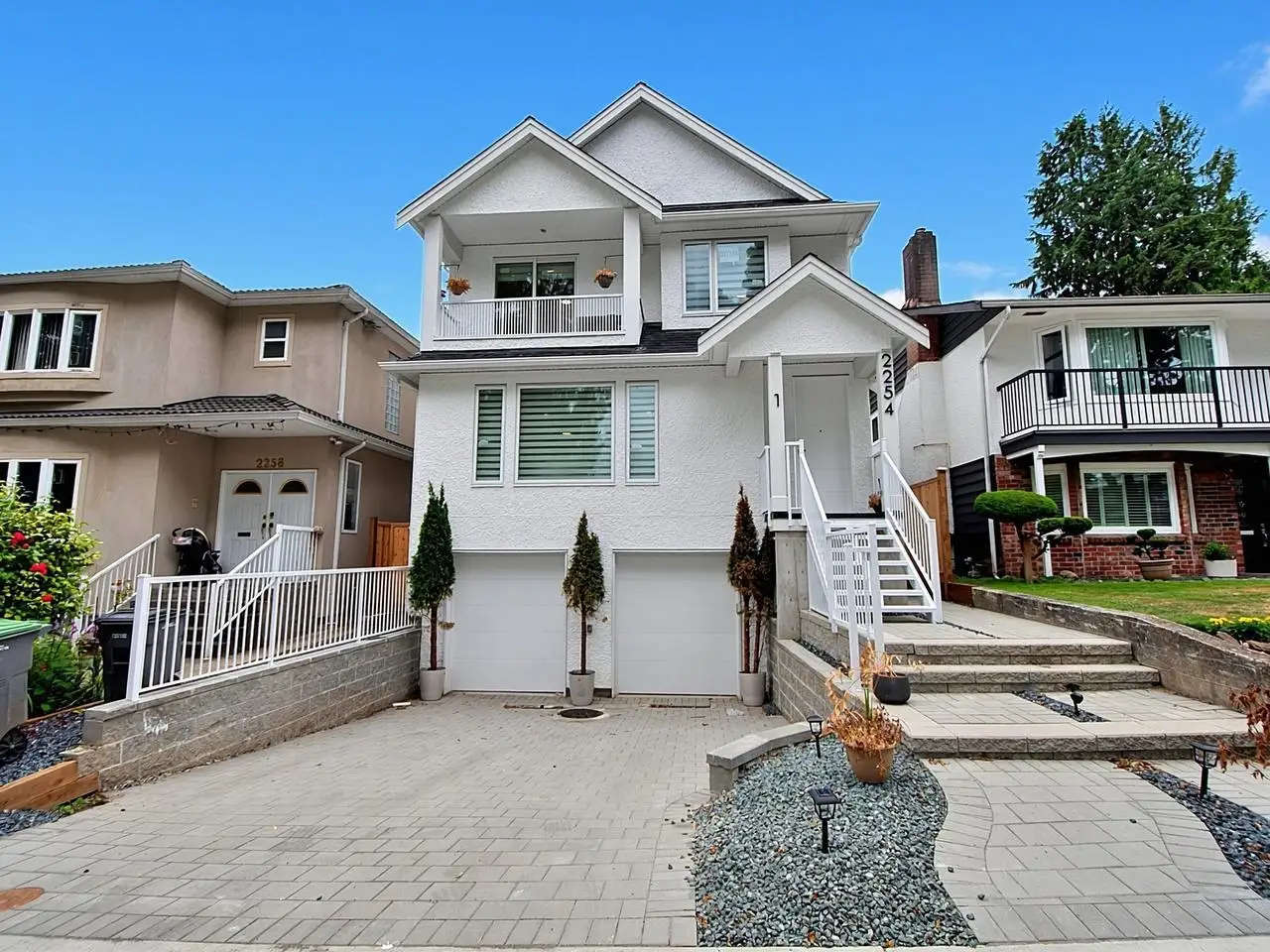 1 2254 E 24TH AVENUE, Vancouver BC V5N 2V2