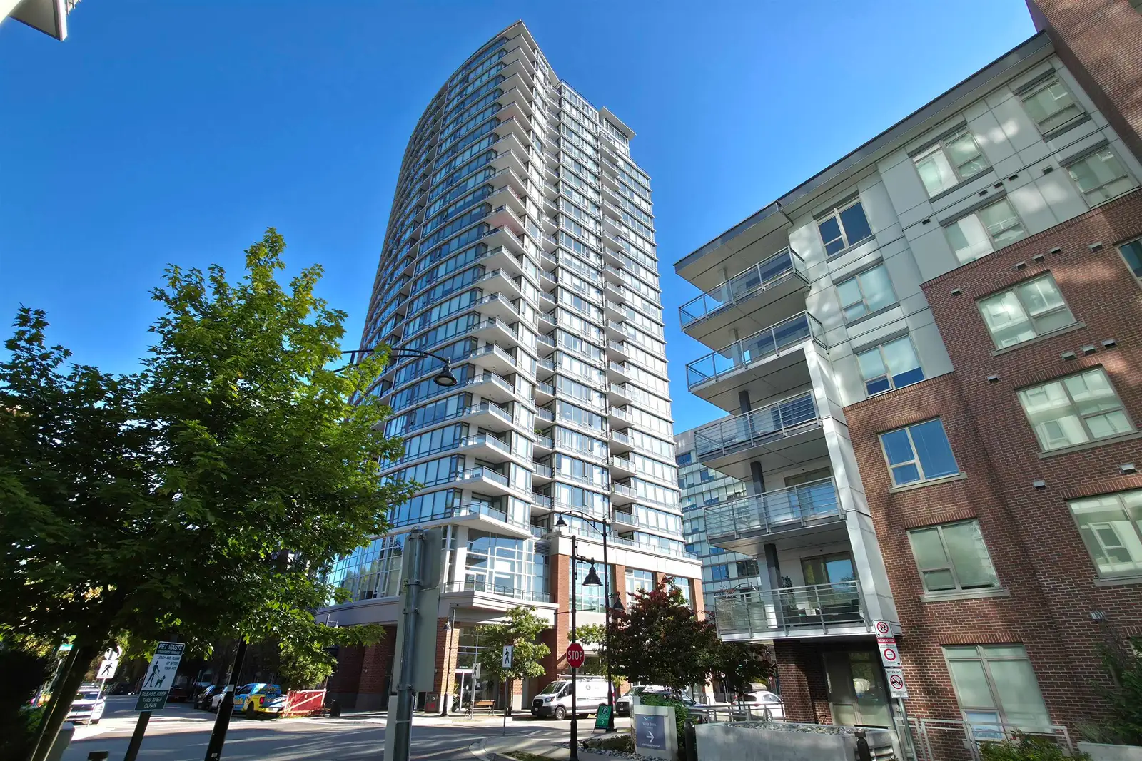 2102 400 CAPILANO ROAD, Port Moody BC V3H 0E1