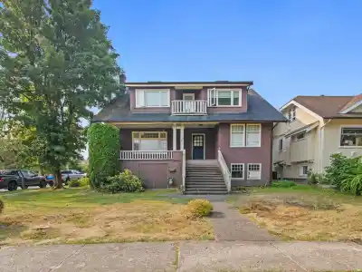 4606 W 11TH AVENUE, Vancouver BC V6R 2M7