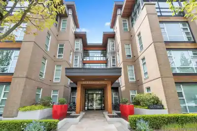 PH10 3479 WESBROOK MALL, Vancouver BC V6S 0B7