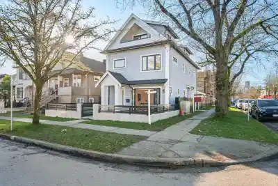 6307 CHESTER STREET, Vancouver BC V5W 3C4