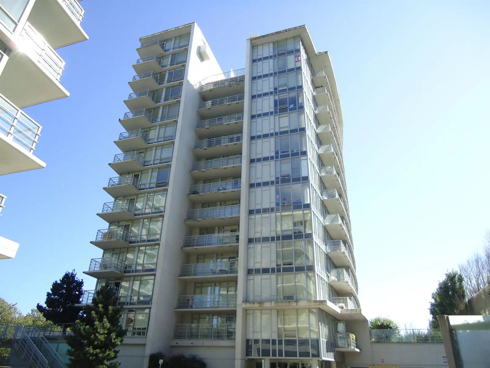 908 8288 LANSDOWNE ROAD, Richmond BC V6X 0B3