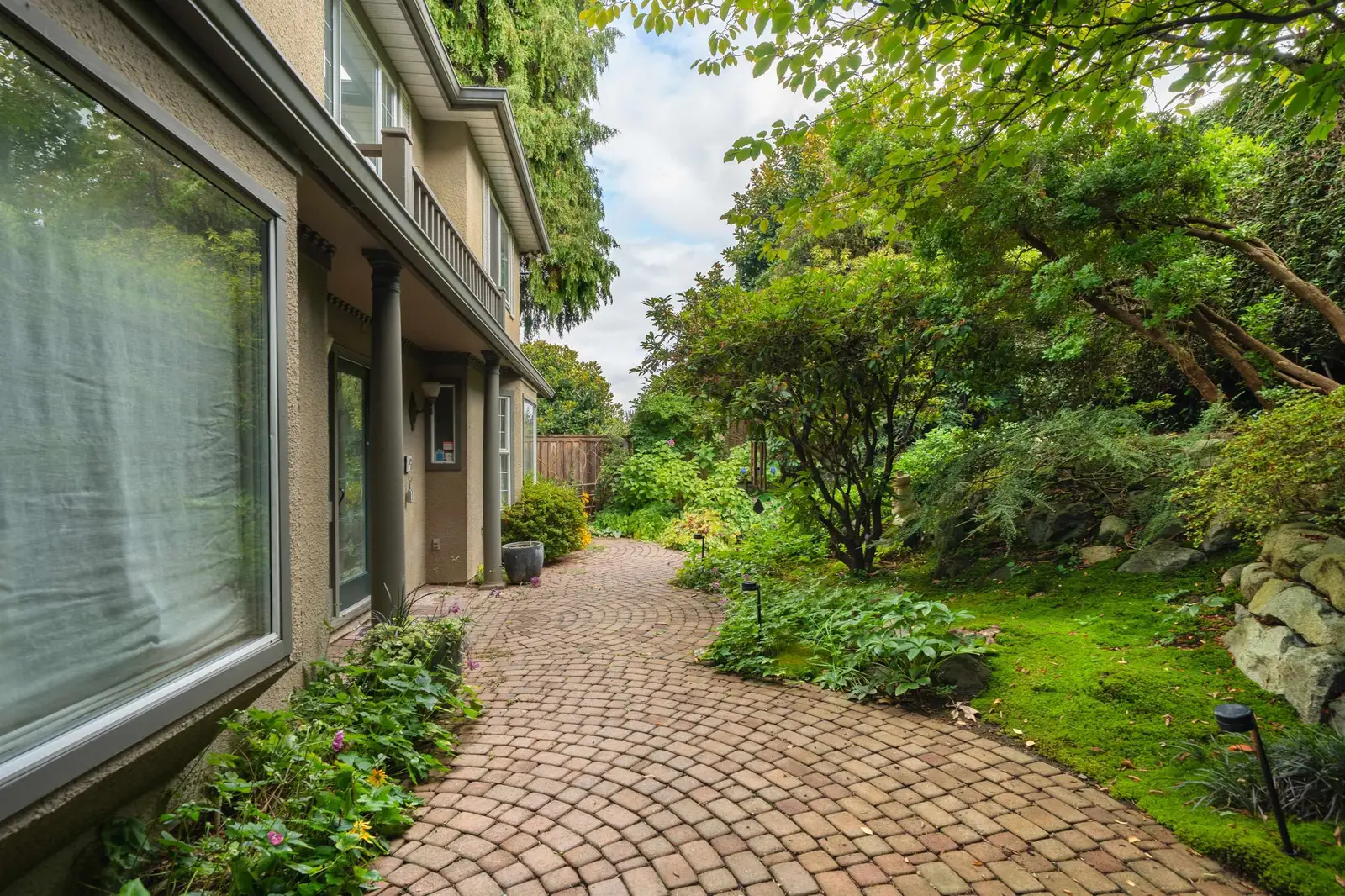 4333 LOCARNO CRESCENT, Vancouver BC V6R 1G2