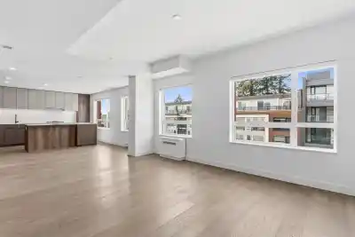 307 3590 W 39TH AVENUE, Vancouver BC V6N 3A5