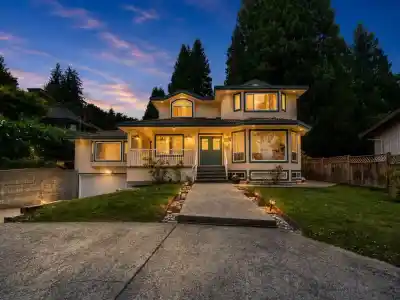 1224 E 14TH STREET, North Vancouver BC V7J 1K2