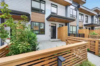 102 932 LYTTON STREET, North Vancouver BC V7H 0C3