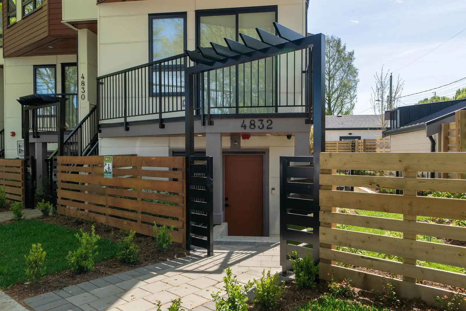 4832 DUCHESS STREET, Vancouver BC V5R 3L6