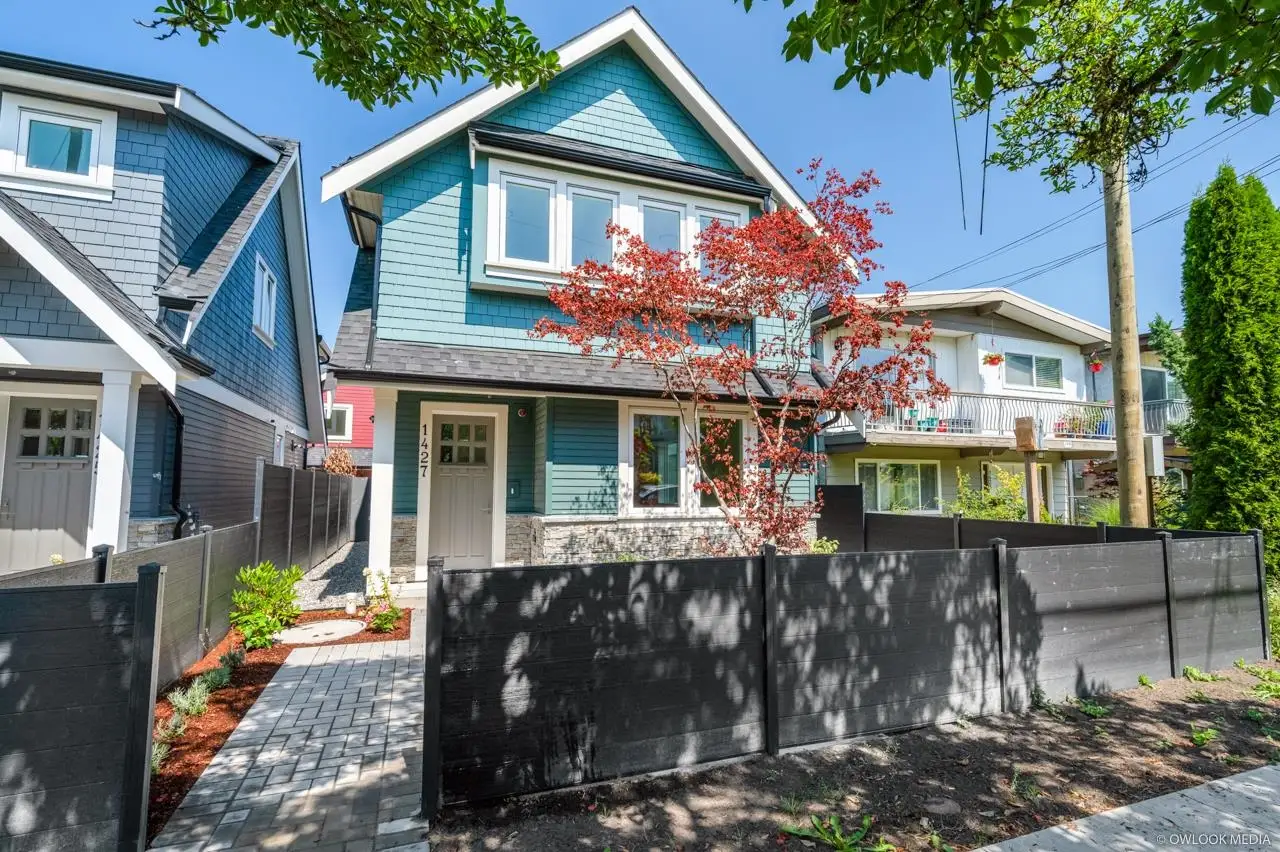 1427 E 27TH AVENUE, Vancouver BC V5N 2W6