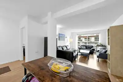 201 8680 FREMLIN STREET, Vancouver BC V6P 3X3