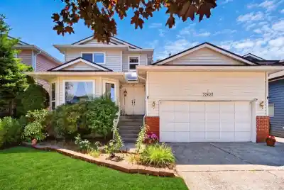 22637 FRASERBANK CRESCENT, Richmond BC V6V 2L8
