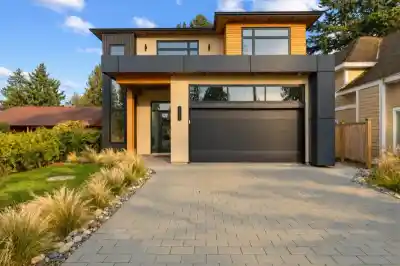 1616 BRAID ROAD, Delta BC V4L 1T4