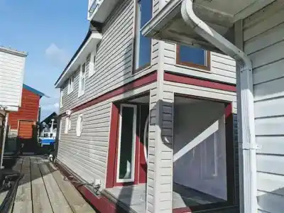 201 8191 RIVER ROAD, Richmond BC V6X 1X8