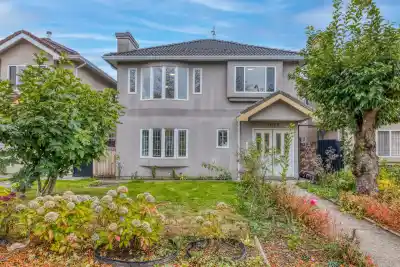 3028 E 26TH AVENUE, Vancouver BC V5R 1L6