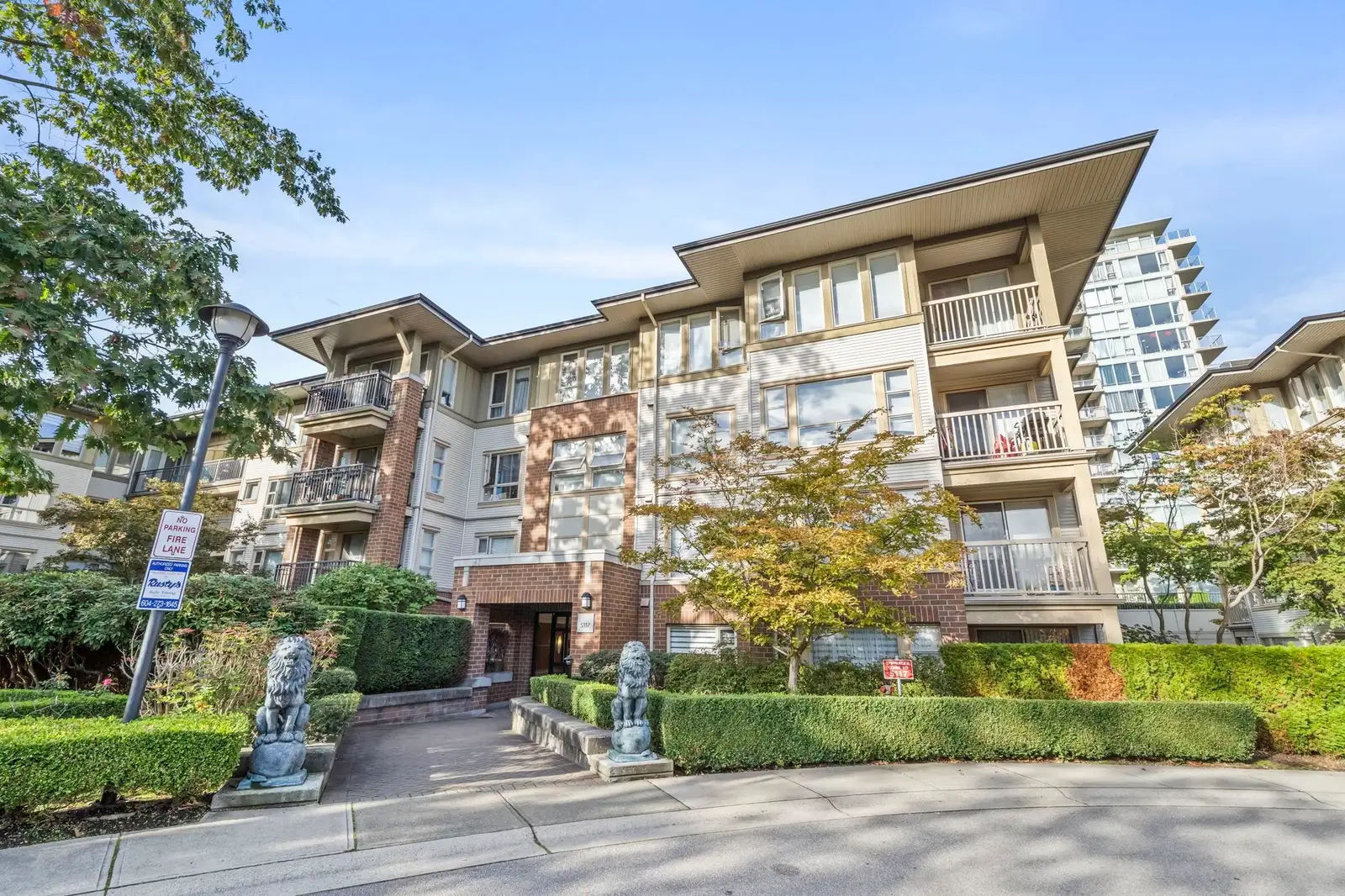 6106 5117 GARDEN CITY ROAD, Richmond BC V6X 4H7