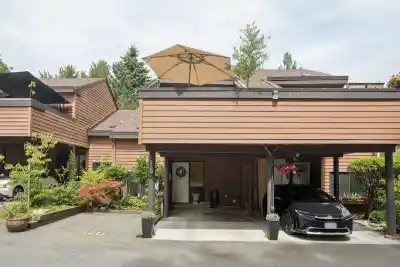 520 CARDIFF WAY, Port Moody BC V3H 3T3