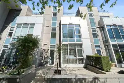 TH19 1281 W CORDOVA STREET, Vancouver BC V6C 3R5