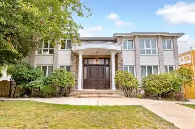 6968 CHURCHILL STREET, Vancouver BC V6P 5B3