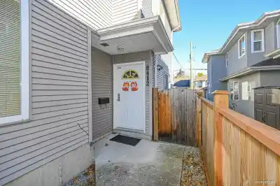 8412 FREMLIN STREET, Vancouver BC V6P 3X2
