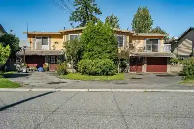 5529 5531 MAPLE CRESCENT, Delta BC V4K 1G3