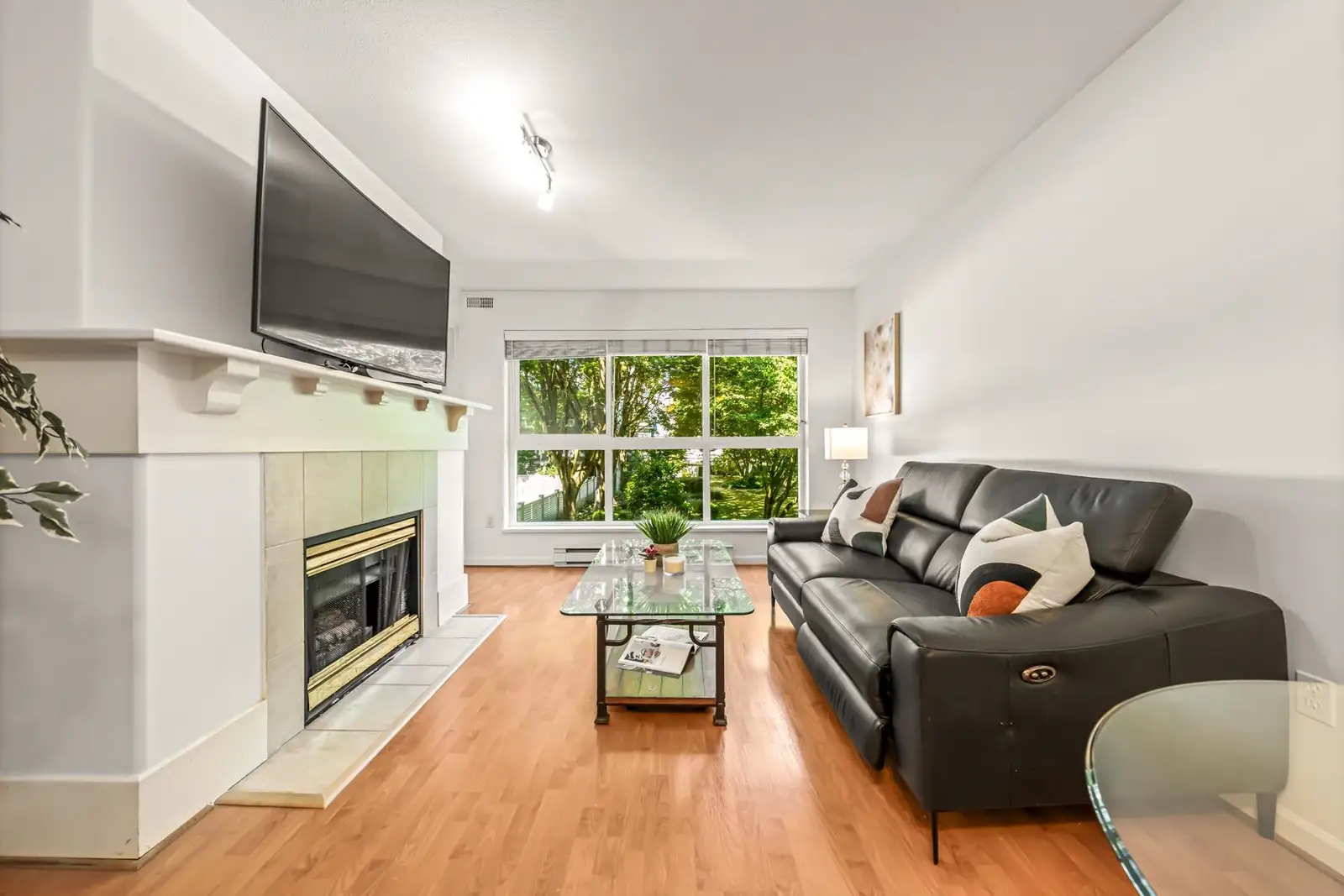 205 5900 DOVER CRESCENT, Richmond BC V7C 5R4