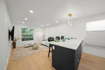 1620 MCLEAN DRIVE, Vancouver BC V5L 3P3