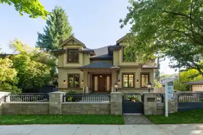3282 W 34TH AVENUE, Vancouver BC V6N 2K4