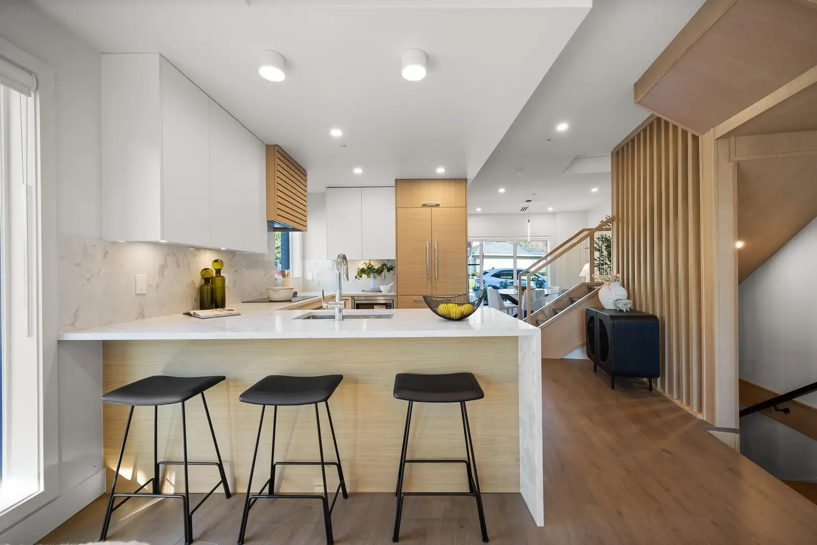 3218 HIGHLAND BOULEVARD, North Vancouver BC V7R 2V9