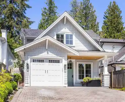 1750 DEMPSEY ROAD, North Vancouver BC V7K 1T4