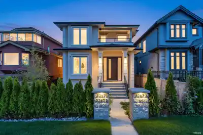 3267 E 29TH AVENUE, Vancouver BC V5R 1W4