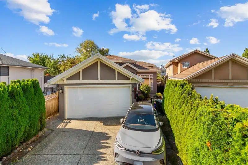10099 RUSKIN ROAD, Richmond