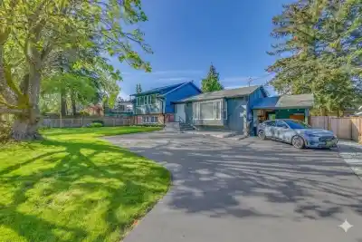 5153 CLIFF DRIVE, Tsawwassen BC V4M 2C4