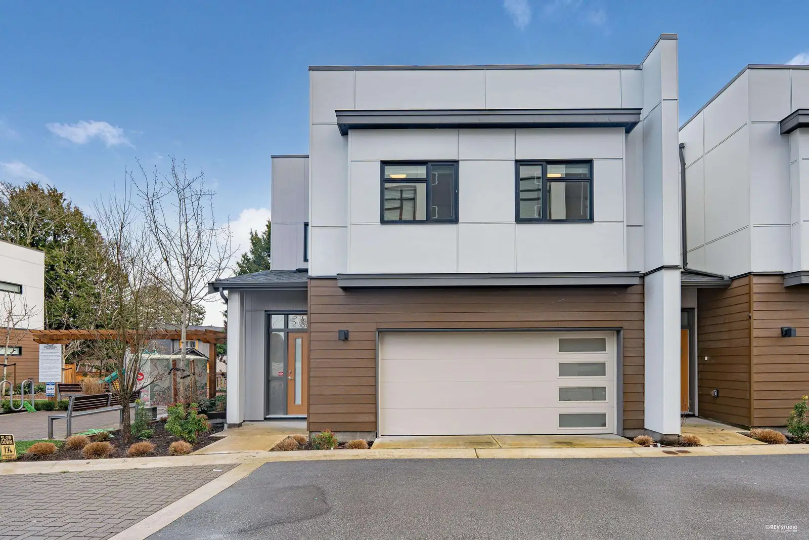 15 7580 NO. 1 ROAD, Richmond BC V7C 0G6