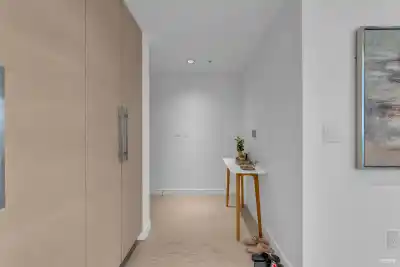 2212 1289 HORNBY STREET, Vancouver BC V6Z 0G7