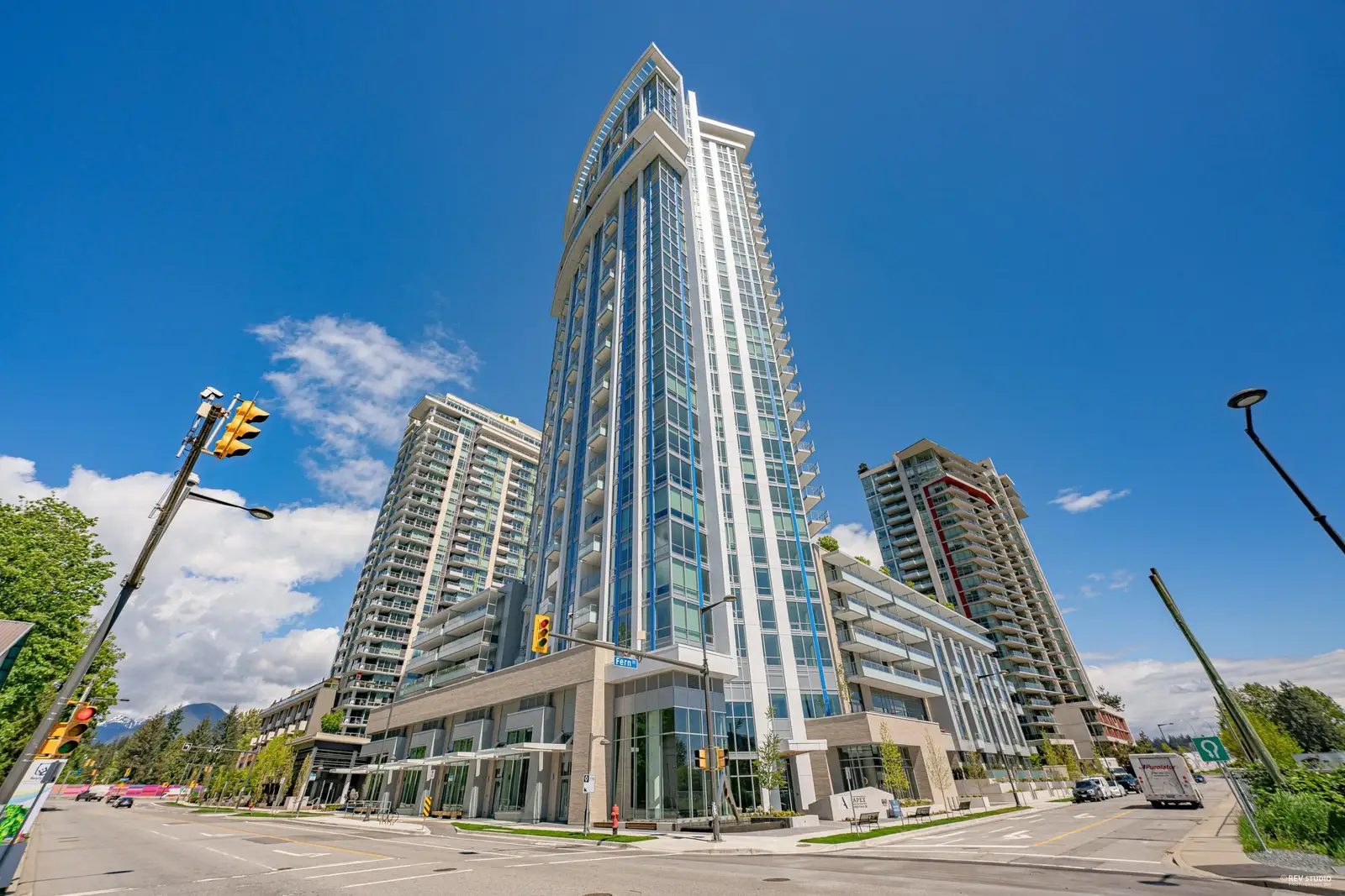2604 1500 FERN STREET, North Vancouver BC V7J 0E6