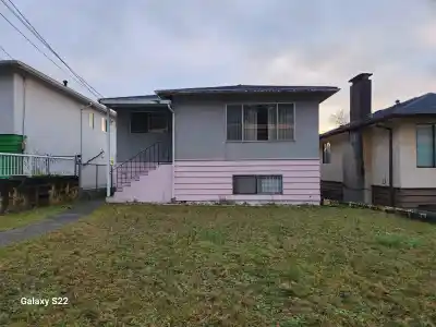 3228 VANNESS AVENUE, Vancouver BC V5R 5A5