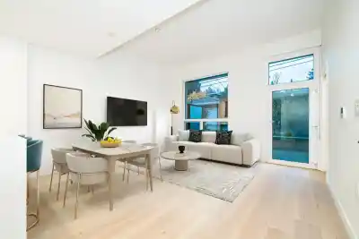 107 5212 CAMBIE STREET, Vancouver BC V5Z 2Z7
