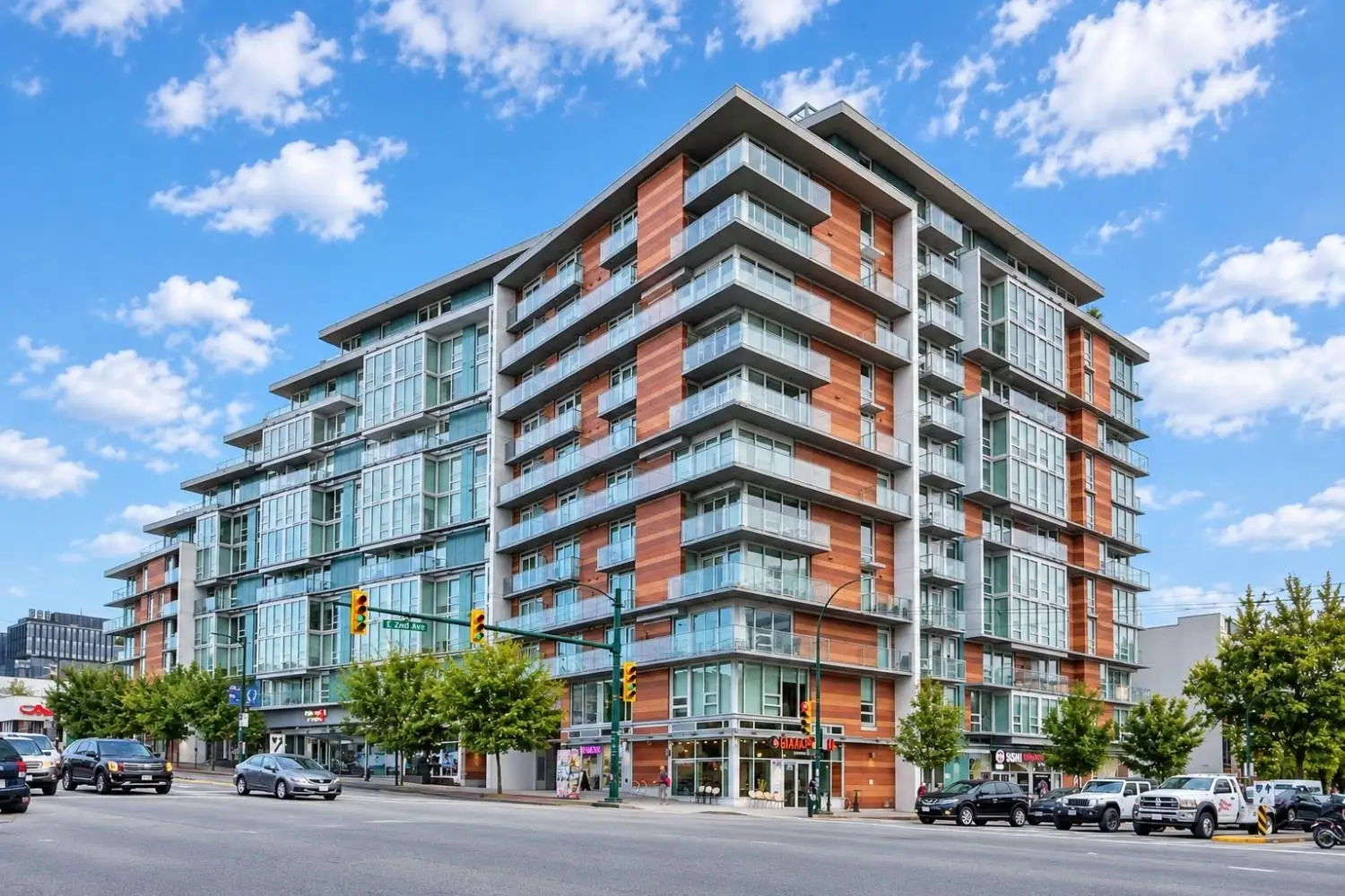 1211 180 E 2ND AVENUE, Vancouver BC V5T 0K4