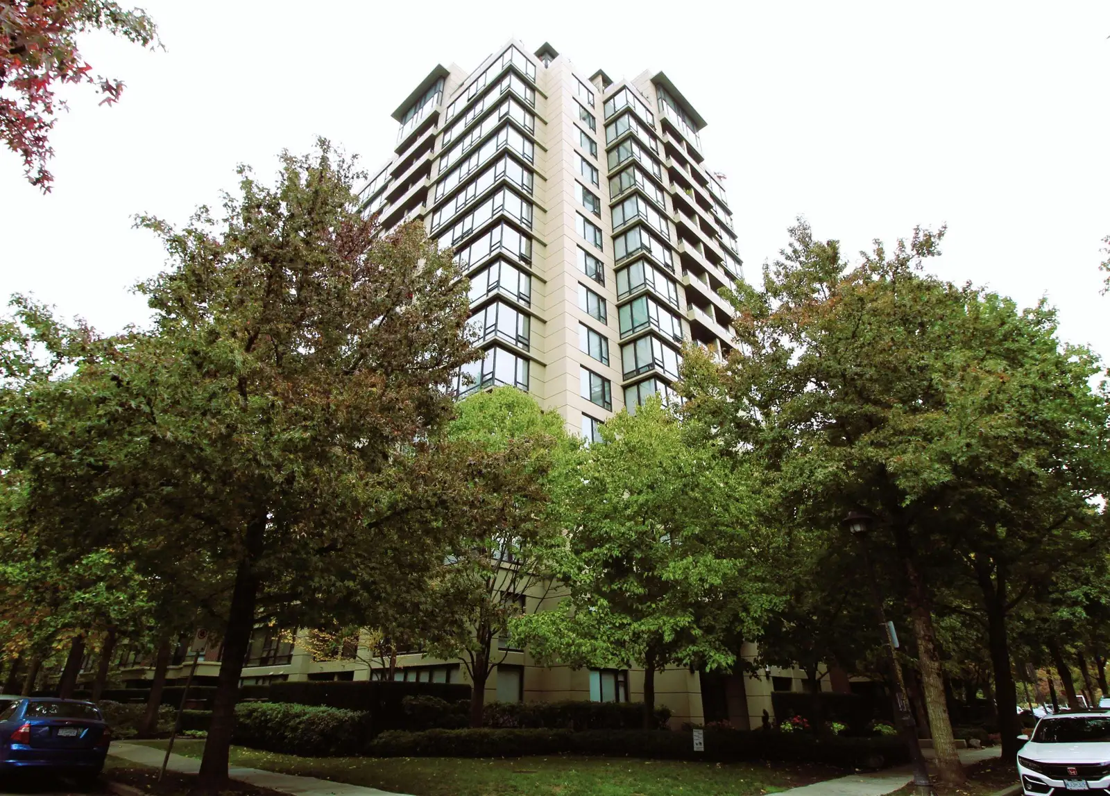 1106 9133 HEMLOCK DRIVE, Richmond BC V6Y 4J9