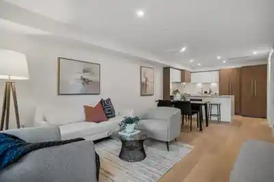 104 378 W 45TH AVENUE, Vancouver BC V5Y 0P6