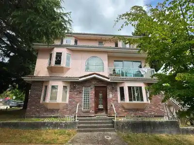 3 E 43RD AVENUE, Vancouver BC V5W 1S7